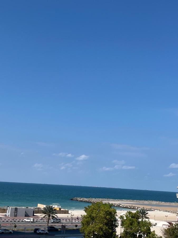 كورنيش عجمان 아파트 외부 사진
